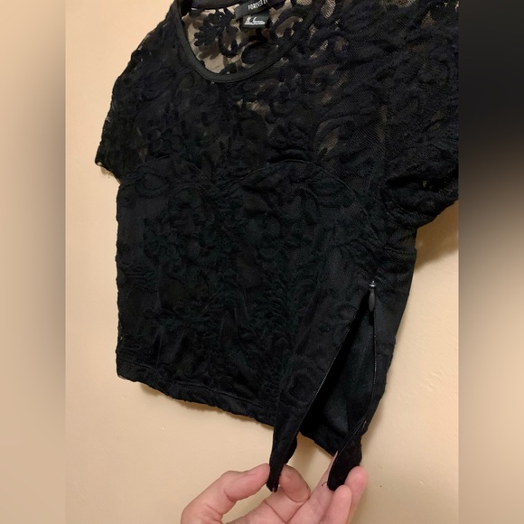 Black Lace Crop Top - Forever21 - Small - Picture 5 of 6